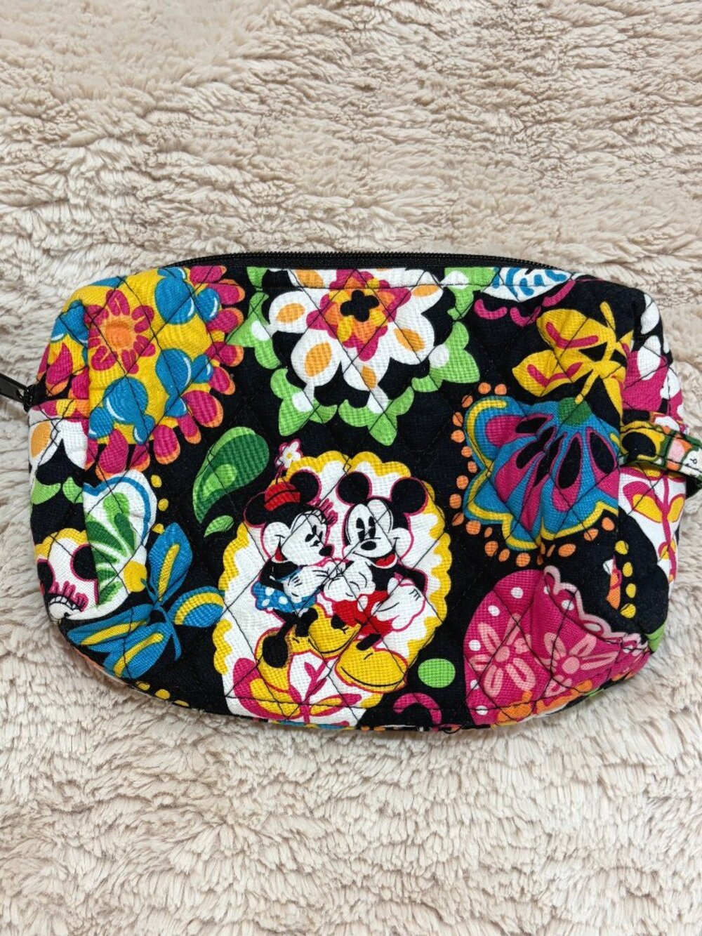Vera Bradley Disney Parks Quilted Cotton Medium Cosmetic Bag Mickey Minnie